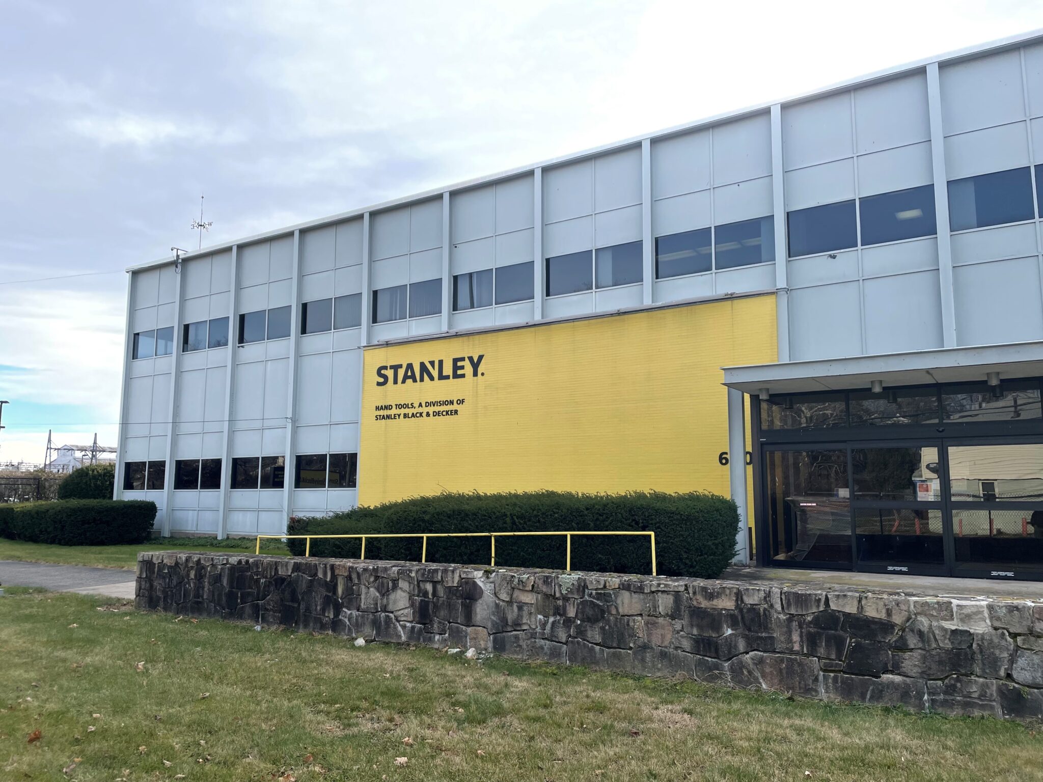 Vacant Stanley Black & Decker Building in Connecticut Gets Energy