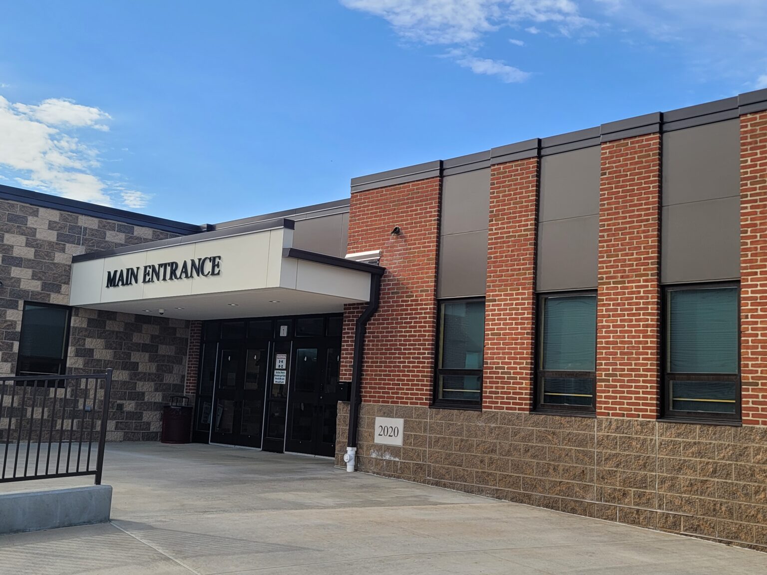 Hillview Elementary School Laminators Inc.