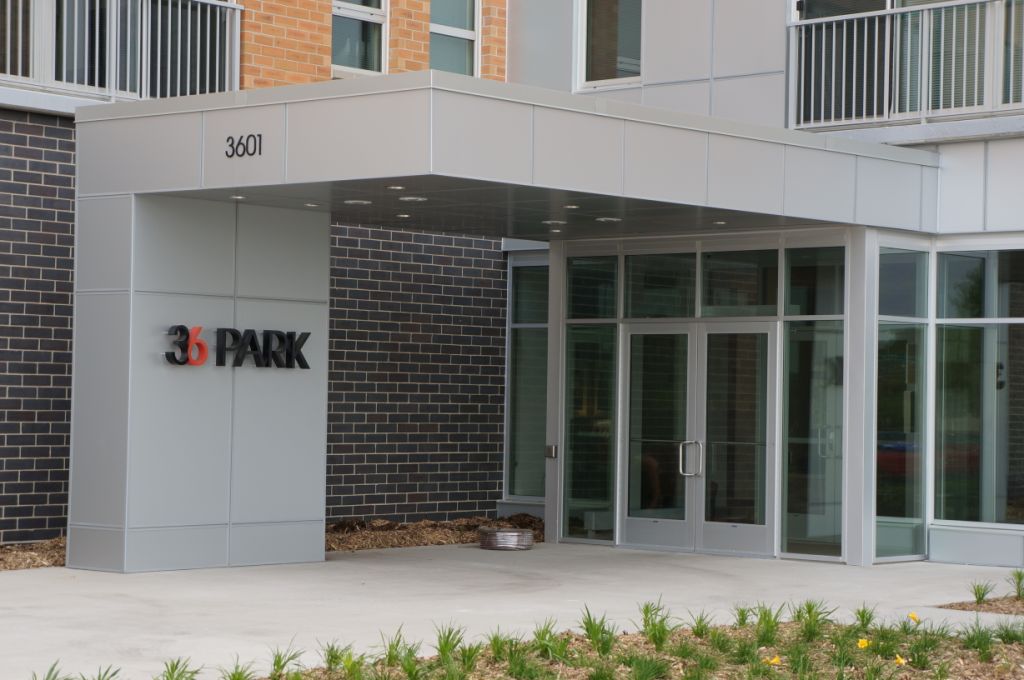 36 Park Apts 15