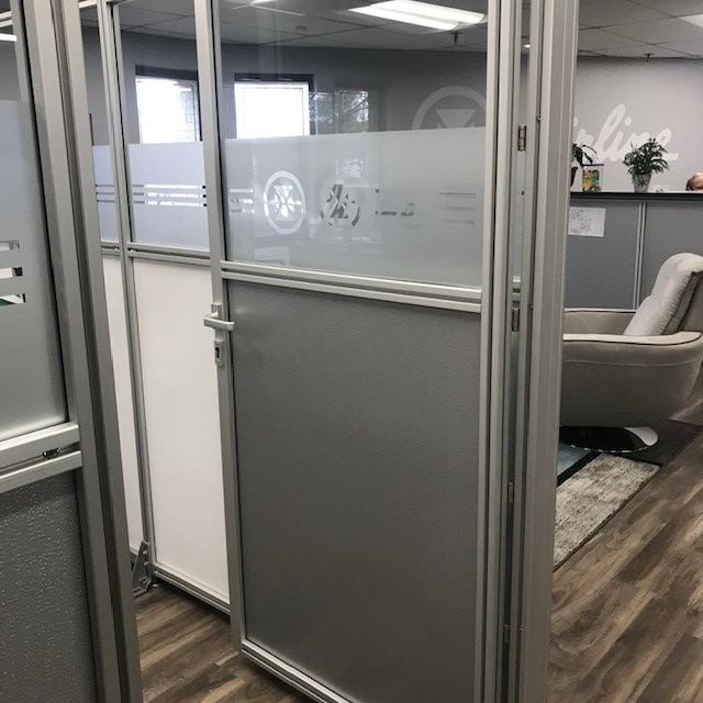 Airline Hydraulics Office Cubicles
