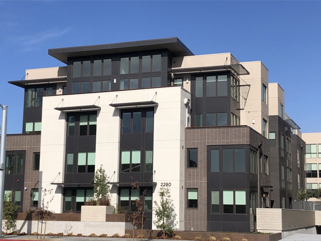 Novo Apartments Laminators Inc.