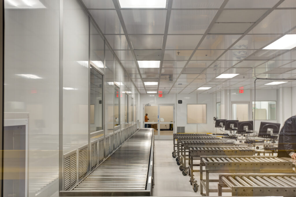 ARAMARK CLEAN ROOM 4