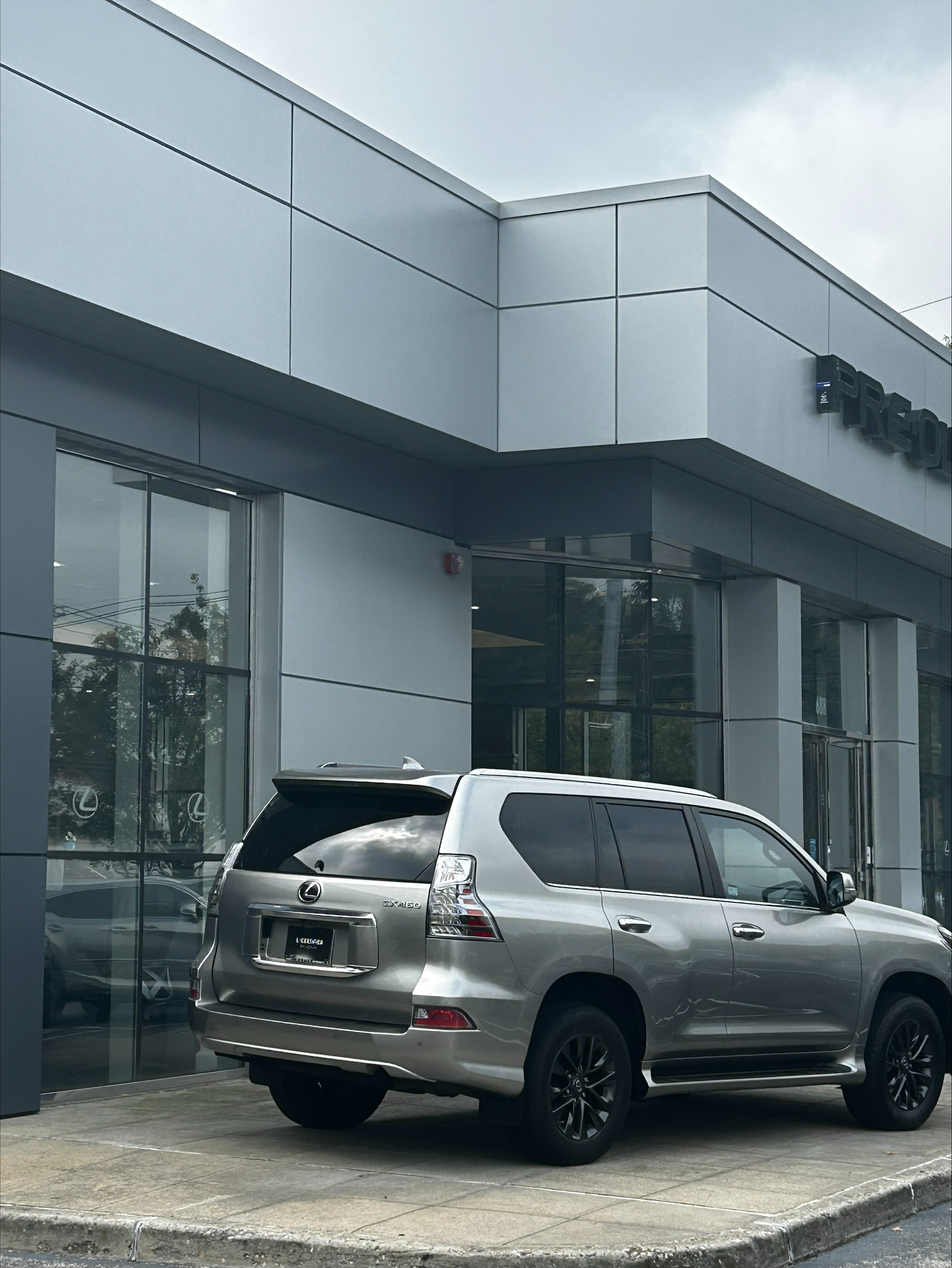 Lexus Smithtown NY 4