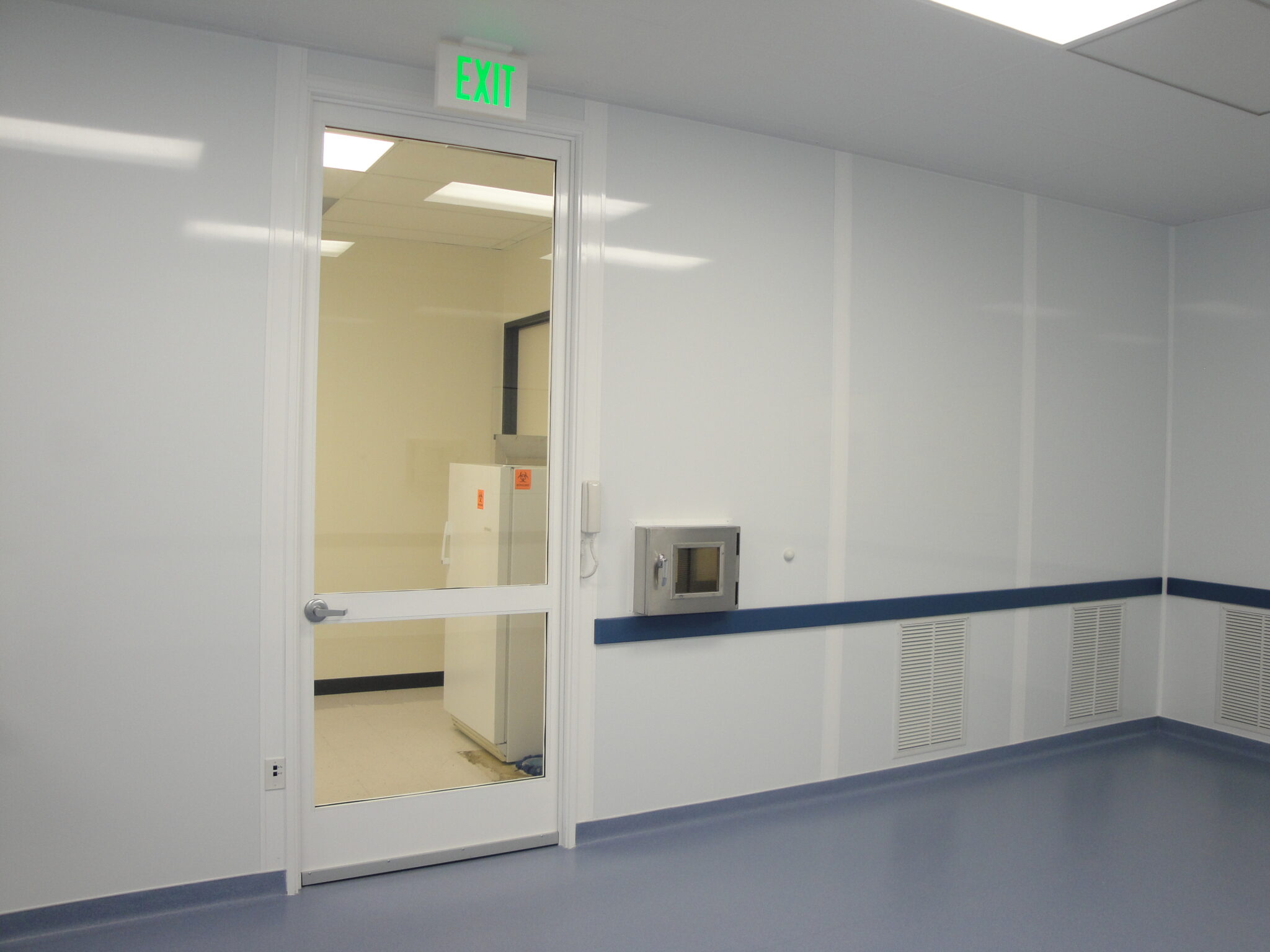 Top 5 Reasons to Use ACM Panels in Clean Room Applications Laminators